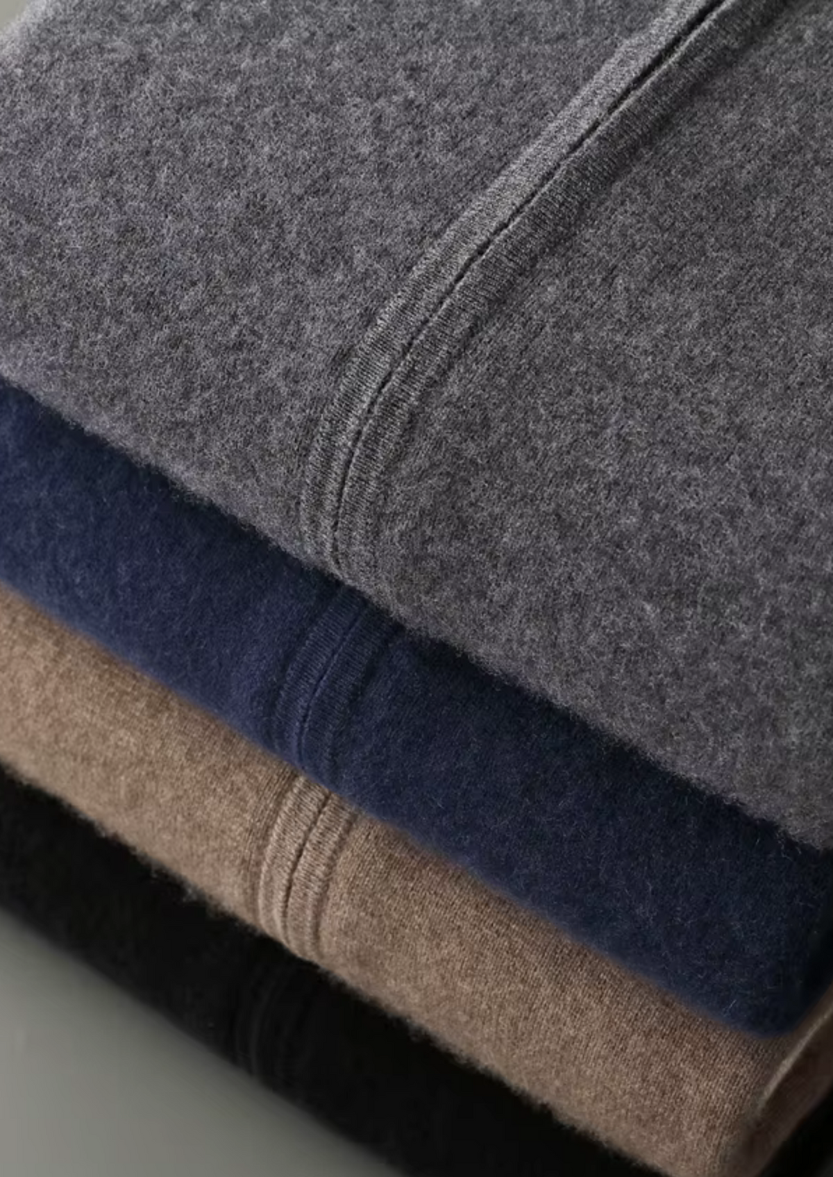 Pure Extra-Fine Merino Wool Dark Gray Damien Set | Auremmont