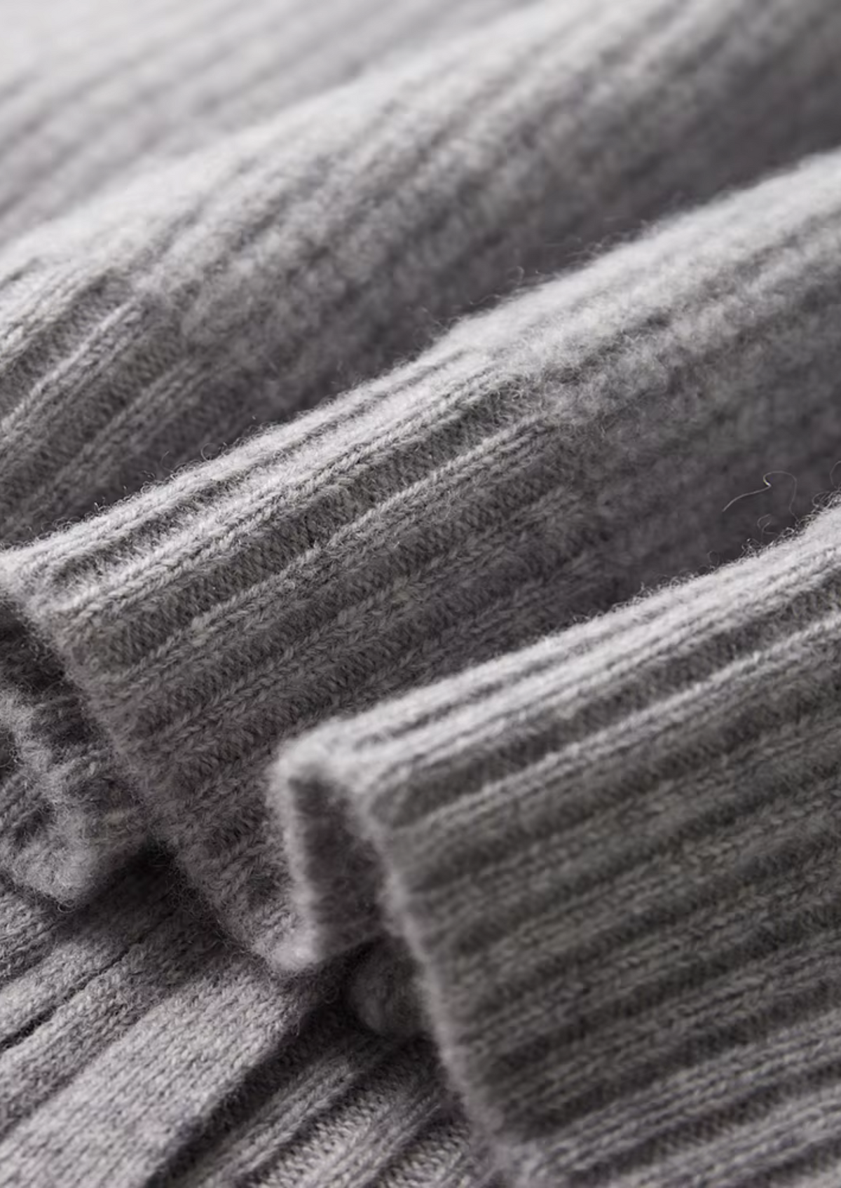 Pure Extra-Fine Merino Wool Ribbed Cardigan | Auremmont