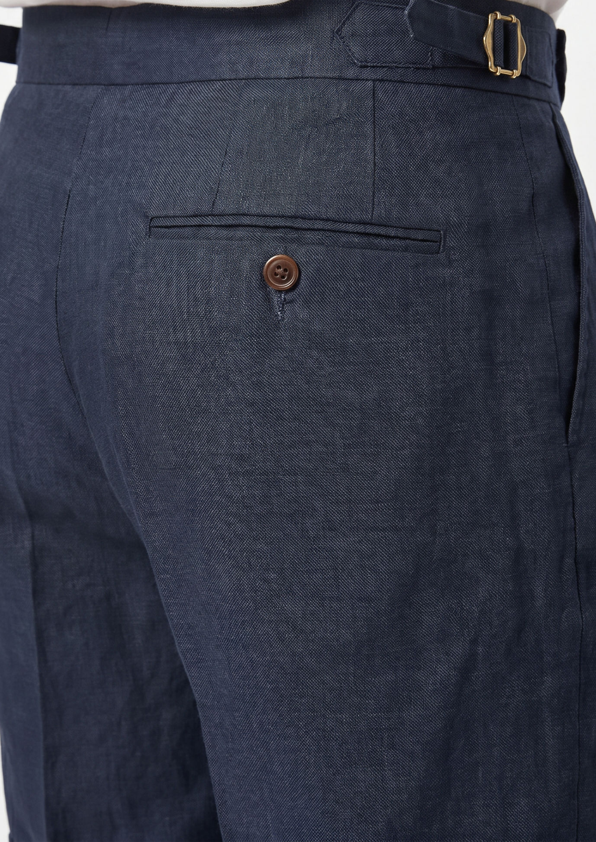 Navy Blue Pleated Linen Seaside Shorts | Auremmont