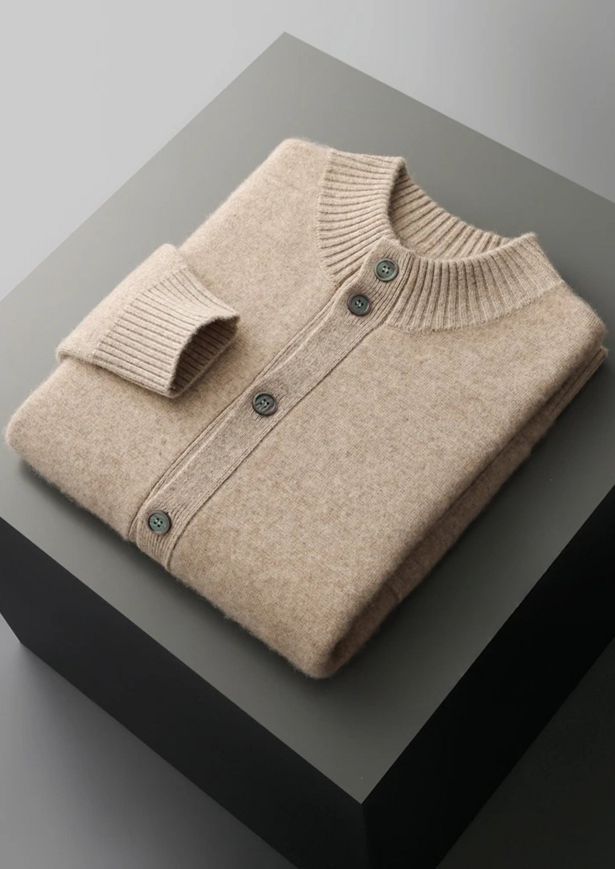 Premium Cashmere Button Cardigan | Auremmont