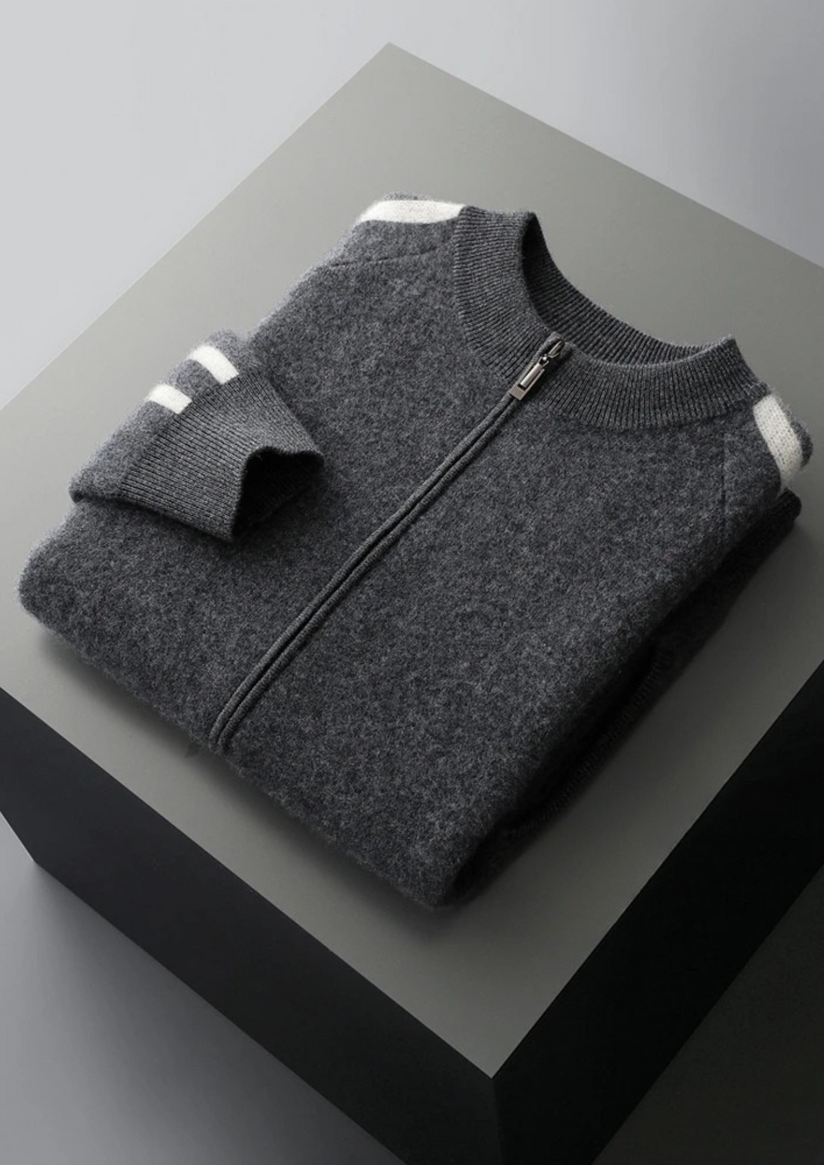 Pure Extra-Fine Merino Wool Striped Cardigan | Auremmont