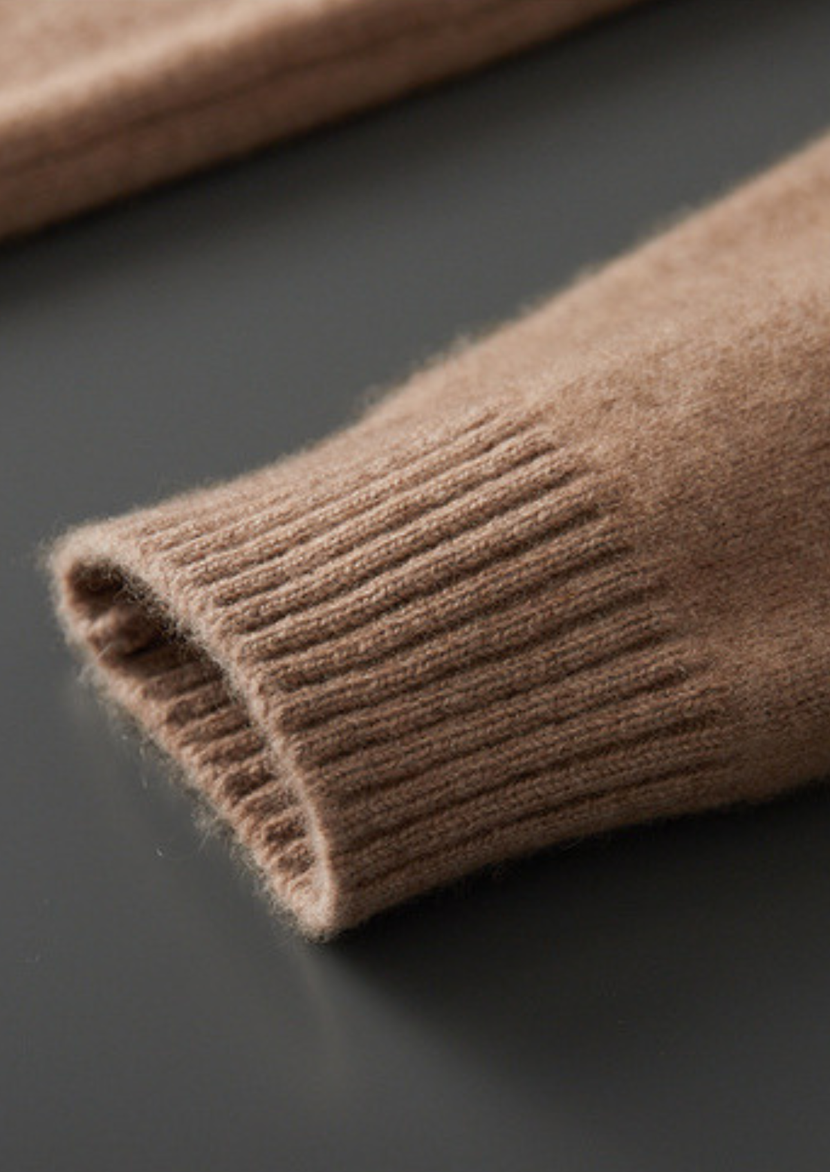 Pure Cashmere Beige Essential Crewneck | Auremmont