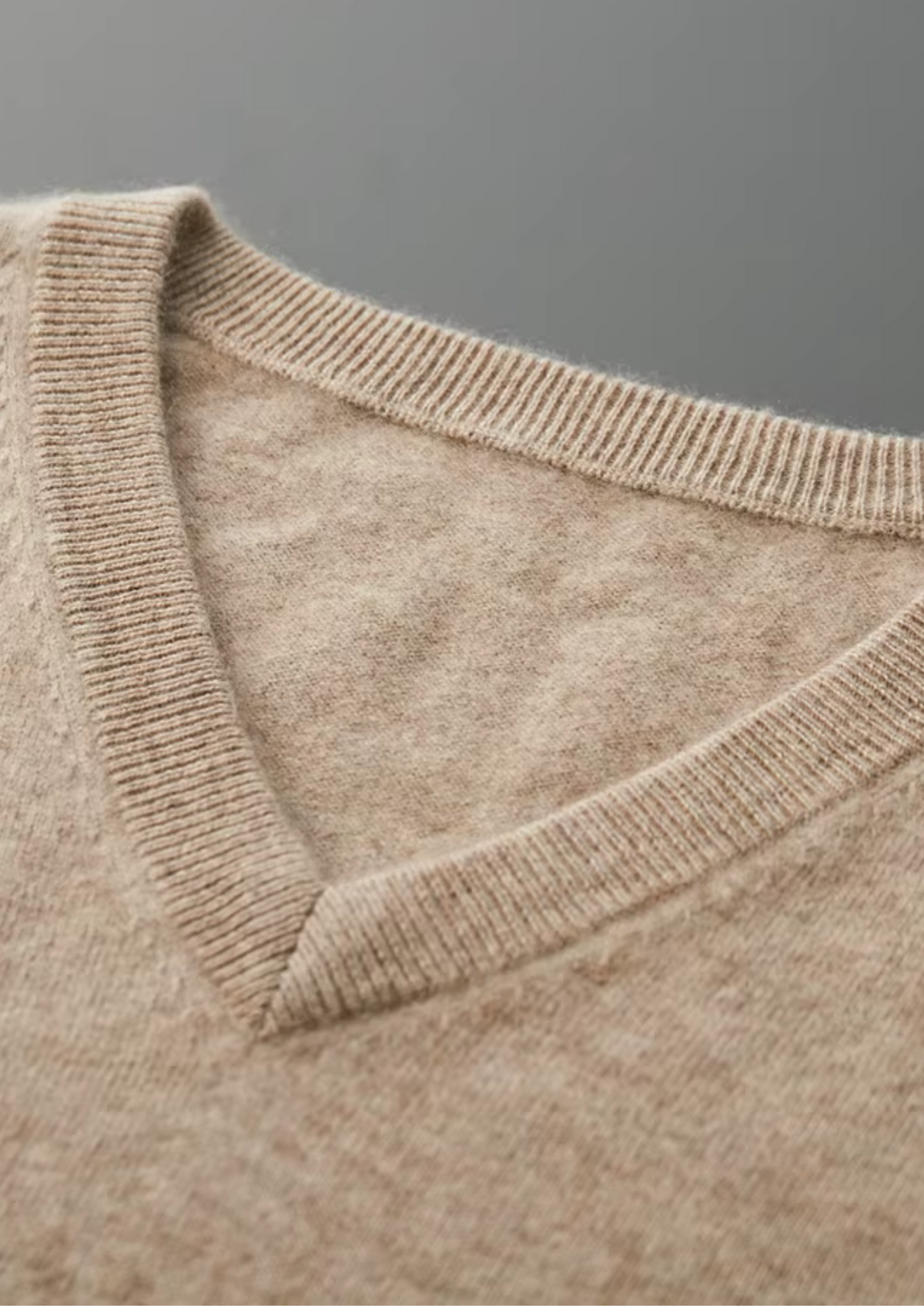 Pure Extra-Fine Merino Wool Classic V-Neck Sweater | Auremmont