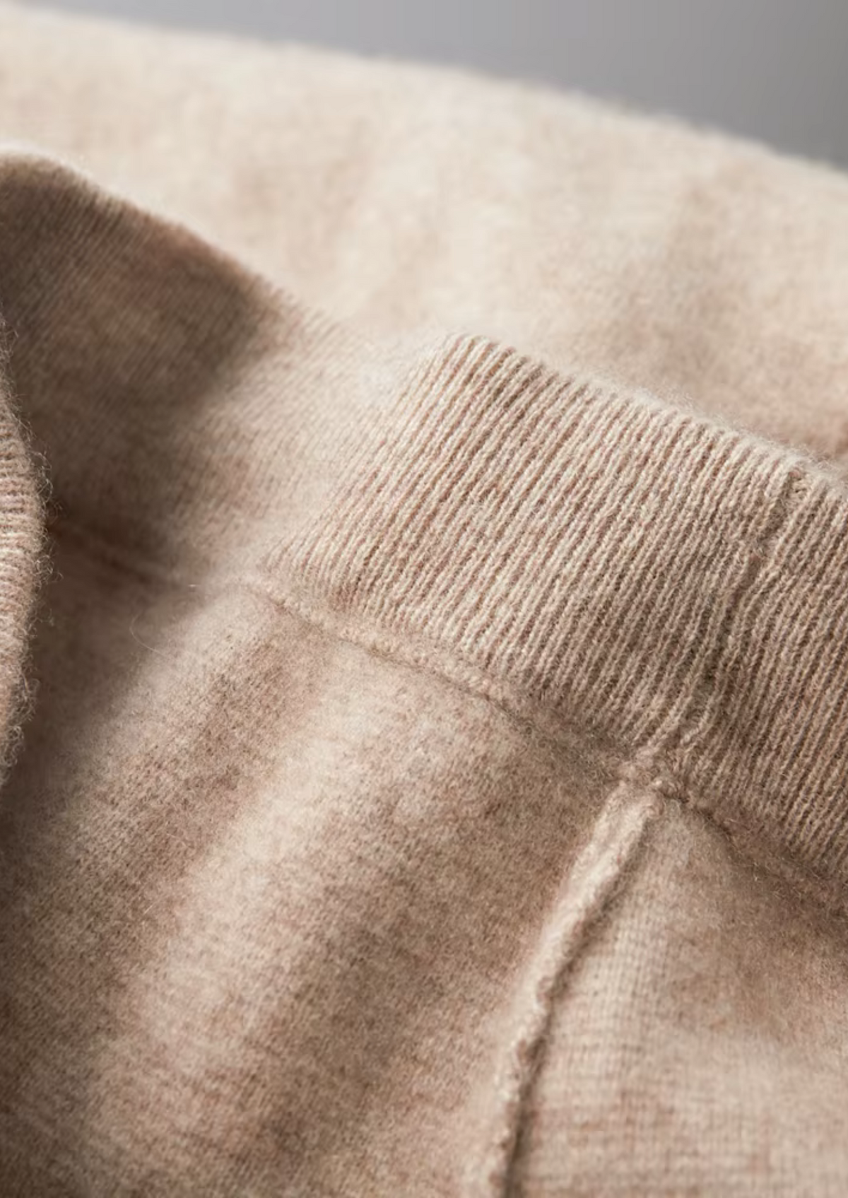 Premium Cashmere Slim Trousers | Auremmont