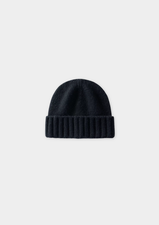 Black Cashmere Wintertime Beanie | Auremmont