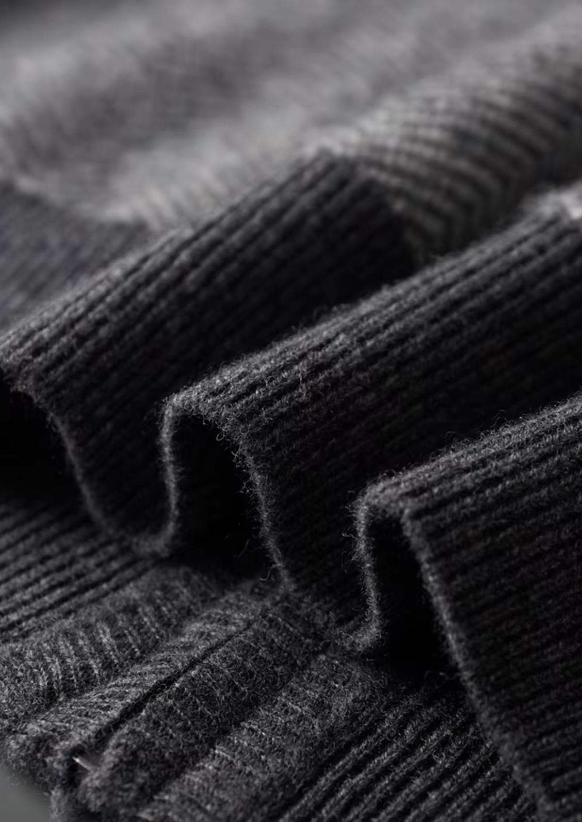 Pure Extra-Fine Merino Wool Gray Herringbone Set | Auremmont