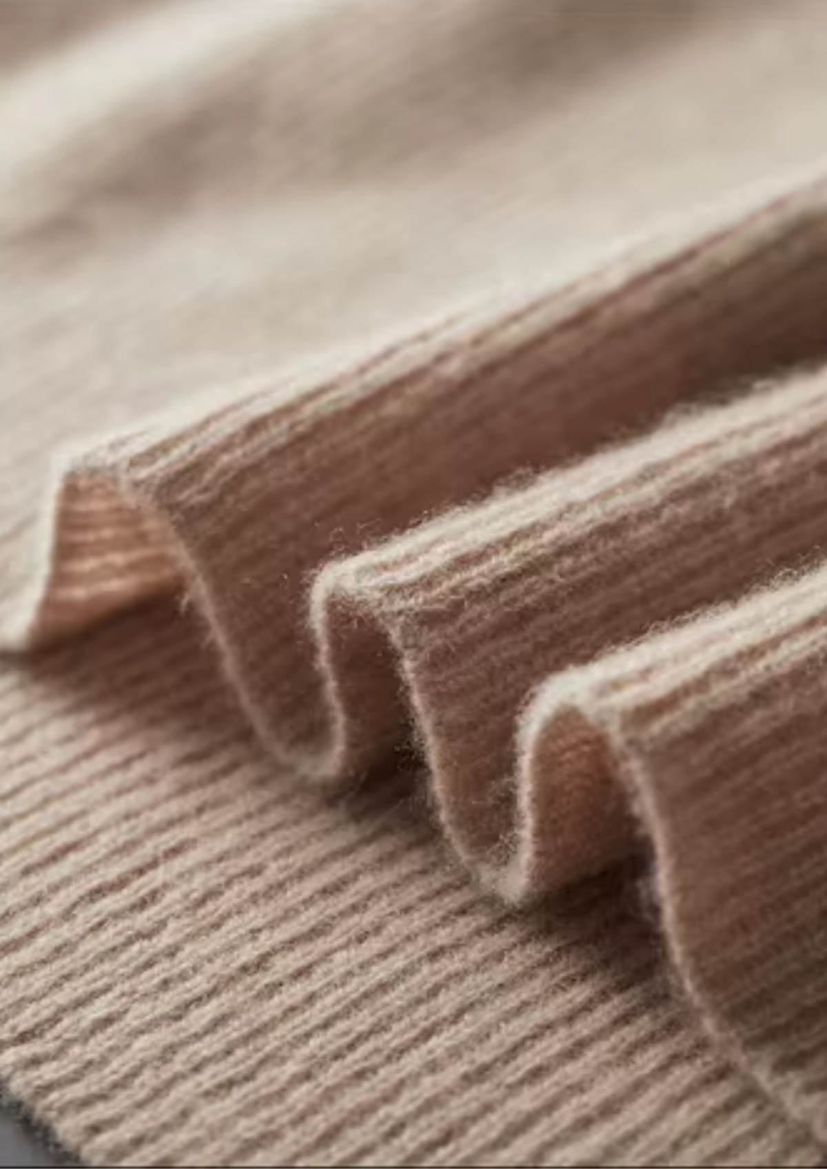 Pure Extra-Fine Merino Wool Two Tone Zipper Sweater Polo | Auremmont