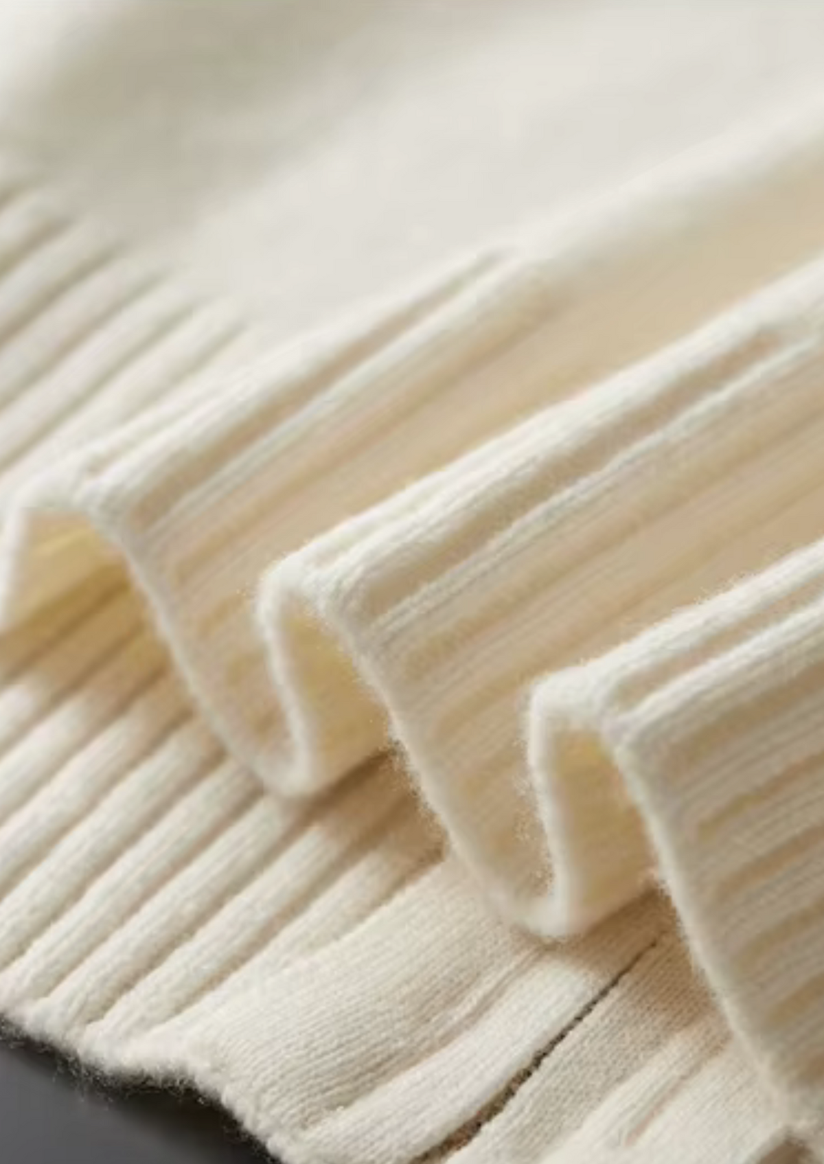 Pure Extra-Fine Merino Wool Two Tone Zip Cardigan | Auremmont