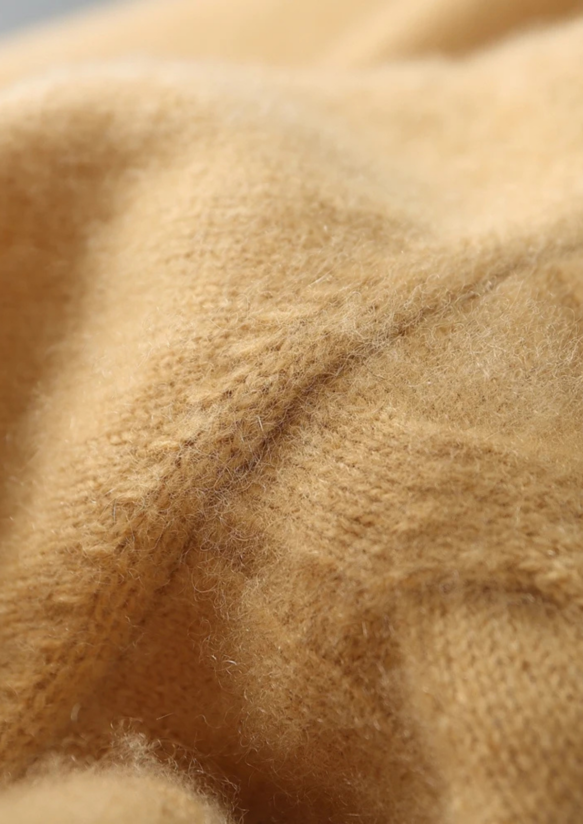 Premium Cashmere Cable Crewneck | Auremmont