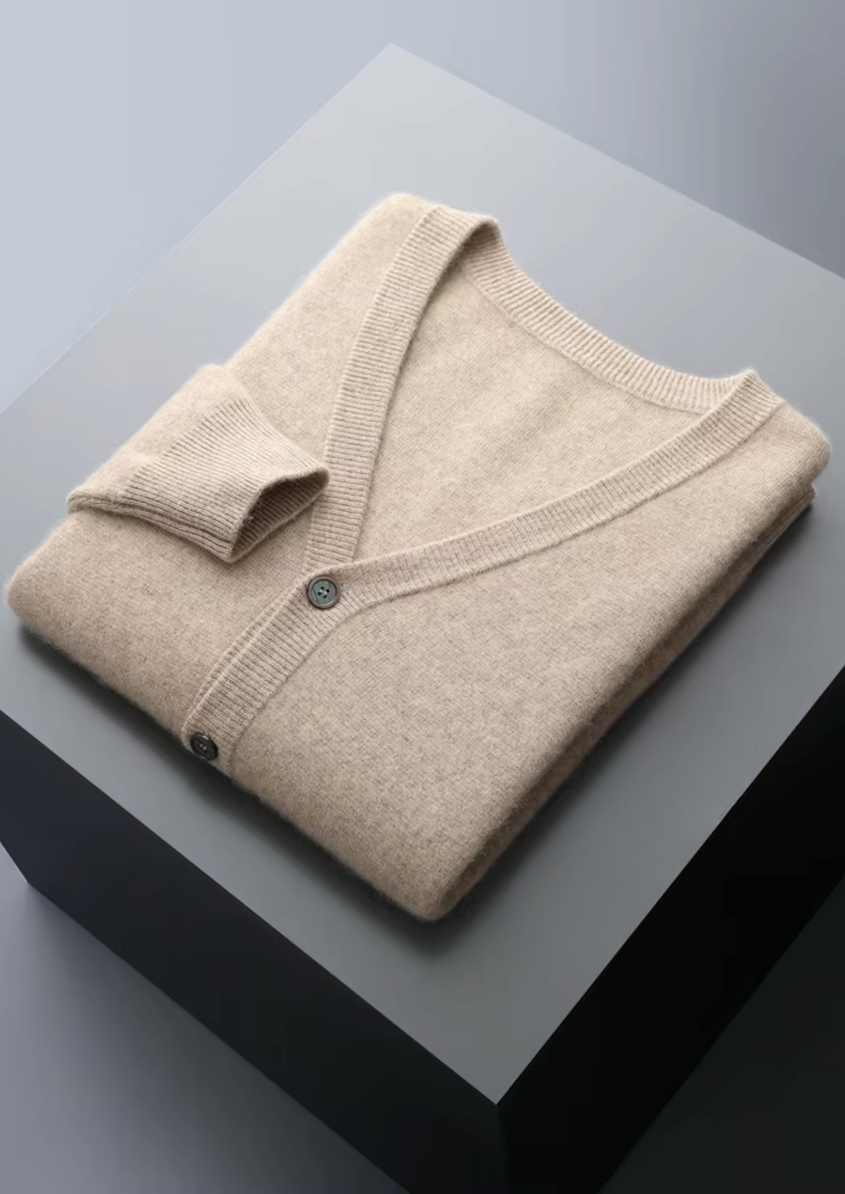 Pure Extra-Fine Merino Wool Essential Cardigan | Auremmont