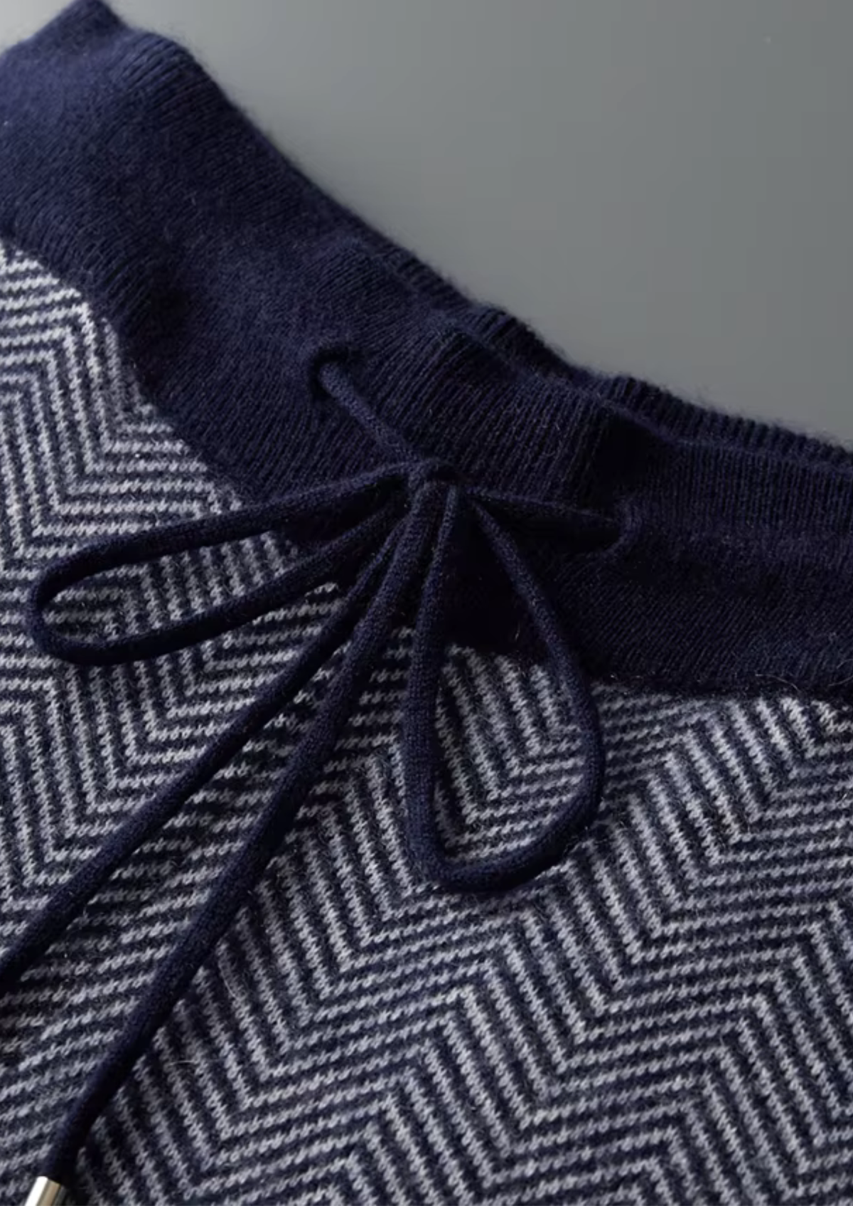 Pure Extra-Fine Merino Wool Navy Blue Herringbone Set | Auremmont