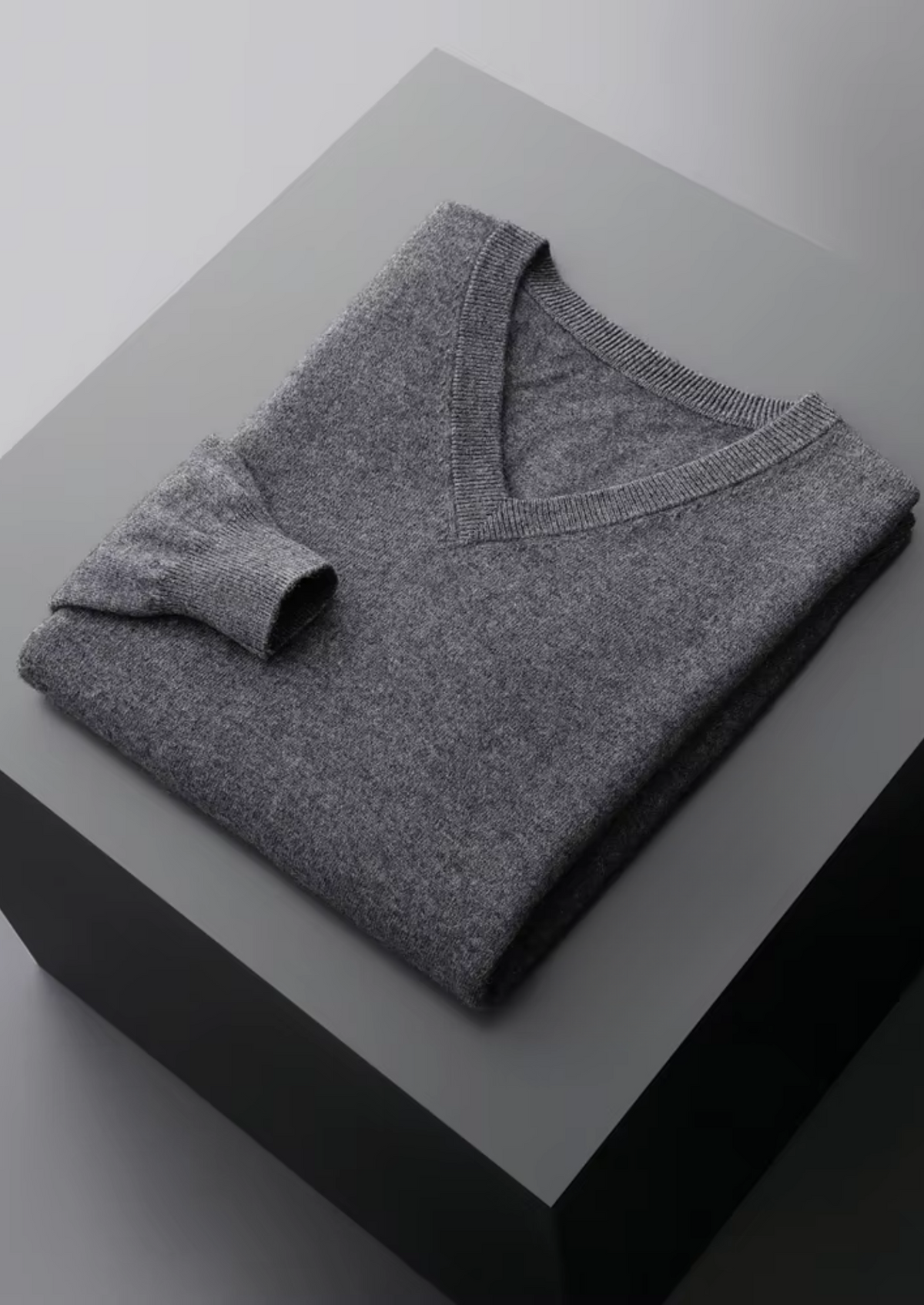 Pure Extra-Fine Merino Wool Classic V-Neck Sweater | Auremmont