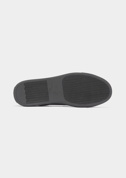 Black Essential Leather Sneaker | Auremmont