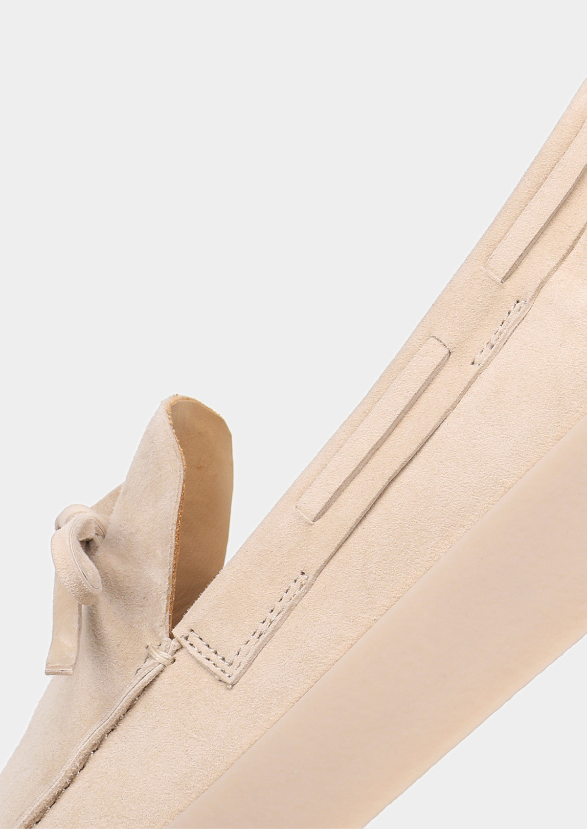 Ivory Boat Loafers | Auremmont